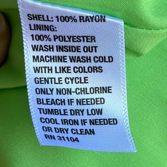 •Crown & Ivy• Mod Print Sleeveless Keyhole Dress - Size Small - Picture 8 of 9